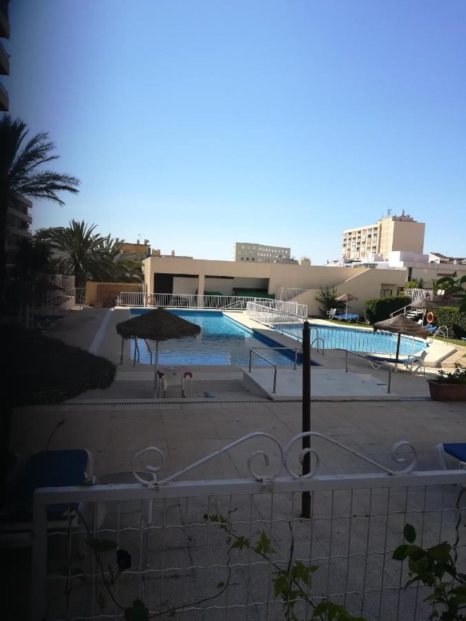 2 Dormitorios, 5 Personas, Piscinas, 10 Min Playa, Plaza La Nogalera Torremolinos Dış mekan fotoğraf